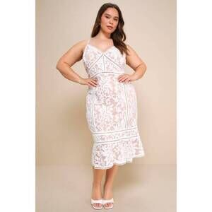 Lulus Alluring Love White And Beige Lace Trumpet Hem Midi Dress - Size S